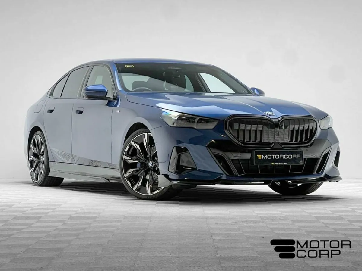 BMW 5-Series 530E M SPORT PRO - Image 1