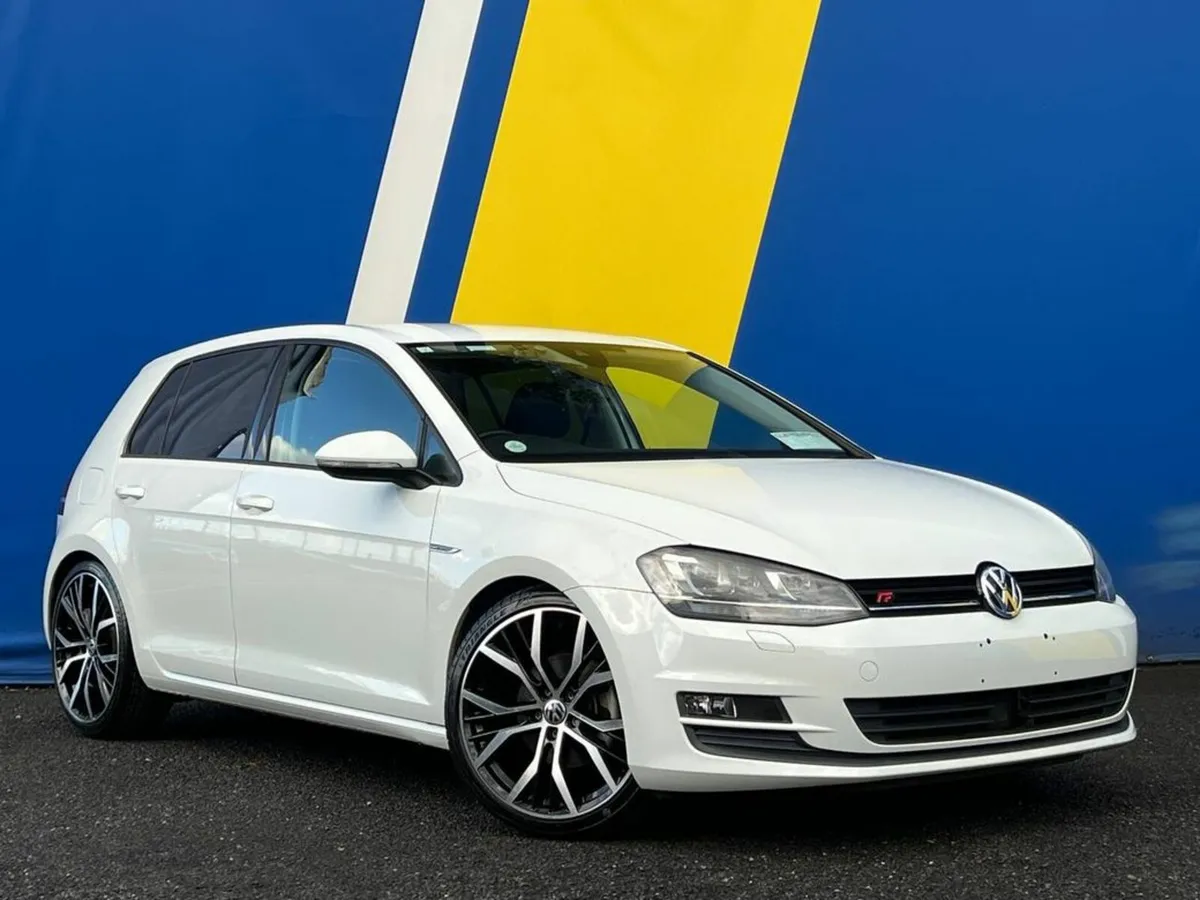 Volkswagen Golf R-LINE PACK 1.2 TSI AUTO // COMFOR - Image 1