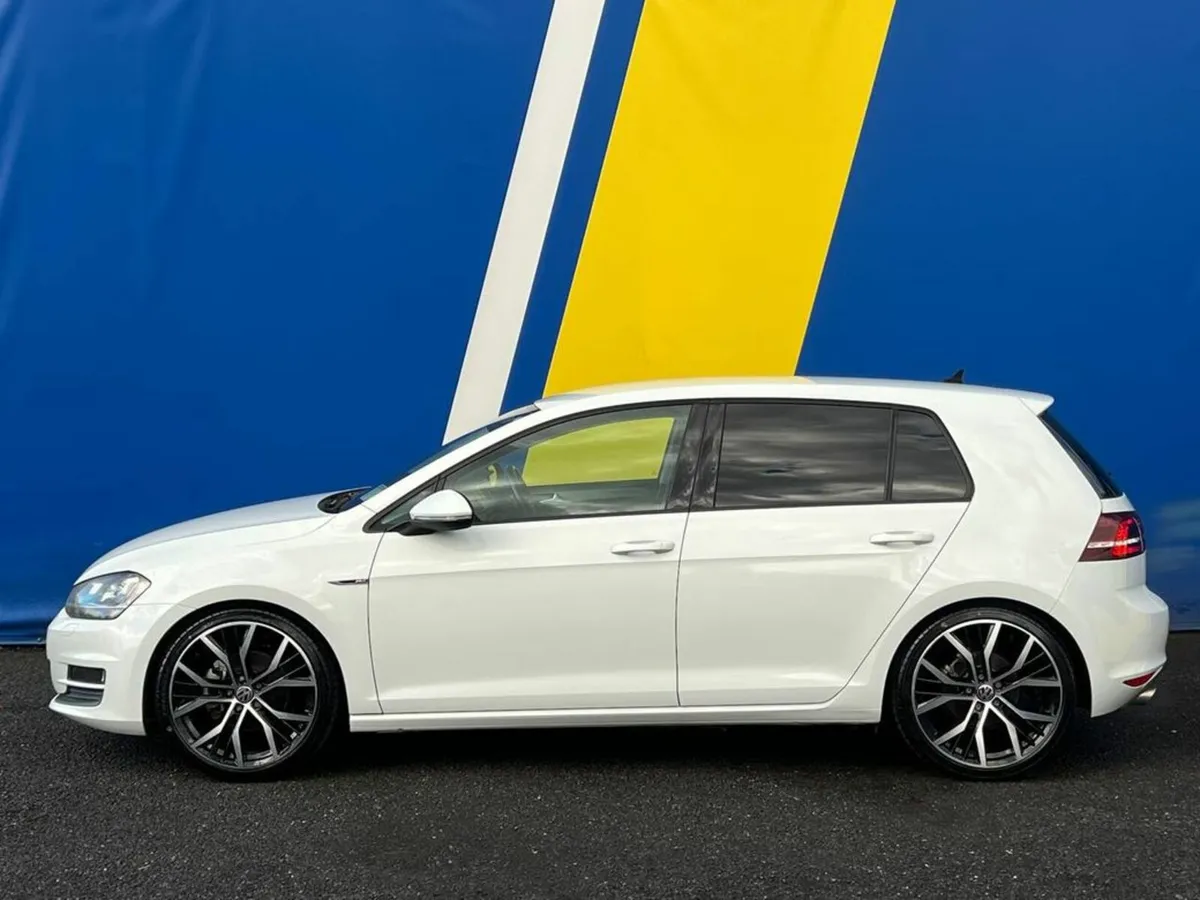 Volkswagen Golf R-LINE PACK 1.2 TSI AUTO // COMFOR - Image 3