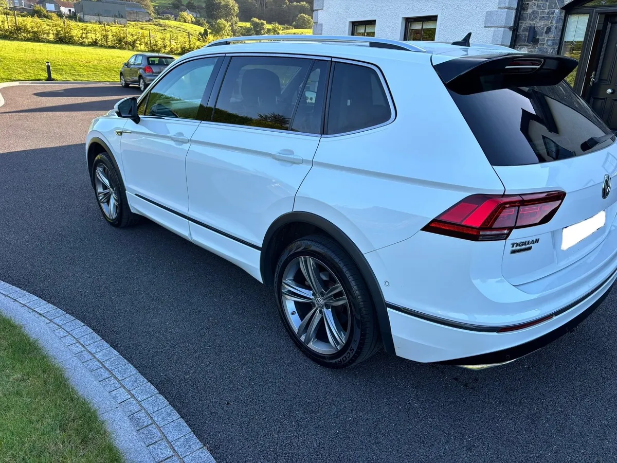 Volkswagen Tiguan 2020 - Image 2
