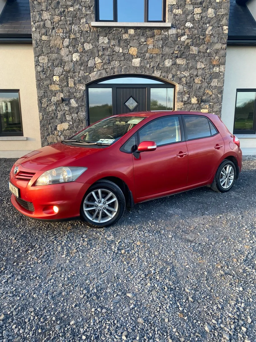 Toyota Auris Diesel 1.4 - Image 1