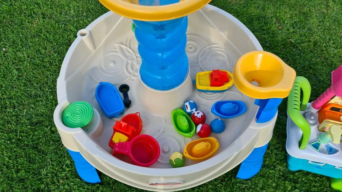 Water Table & Ice cream cart - Image 4
