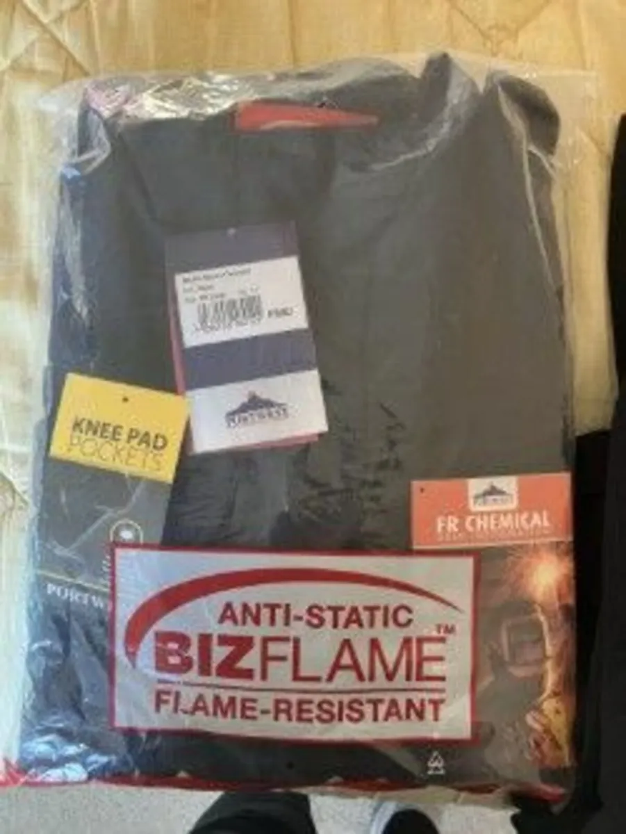 Workwear for Men  Flame  Resistant Sweat shirts - Image 1