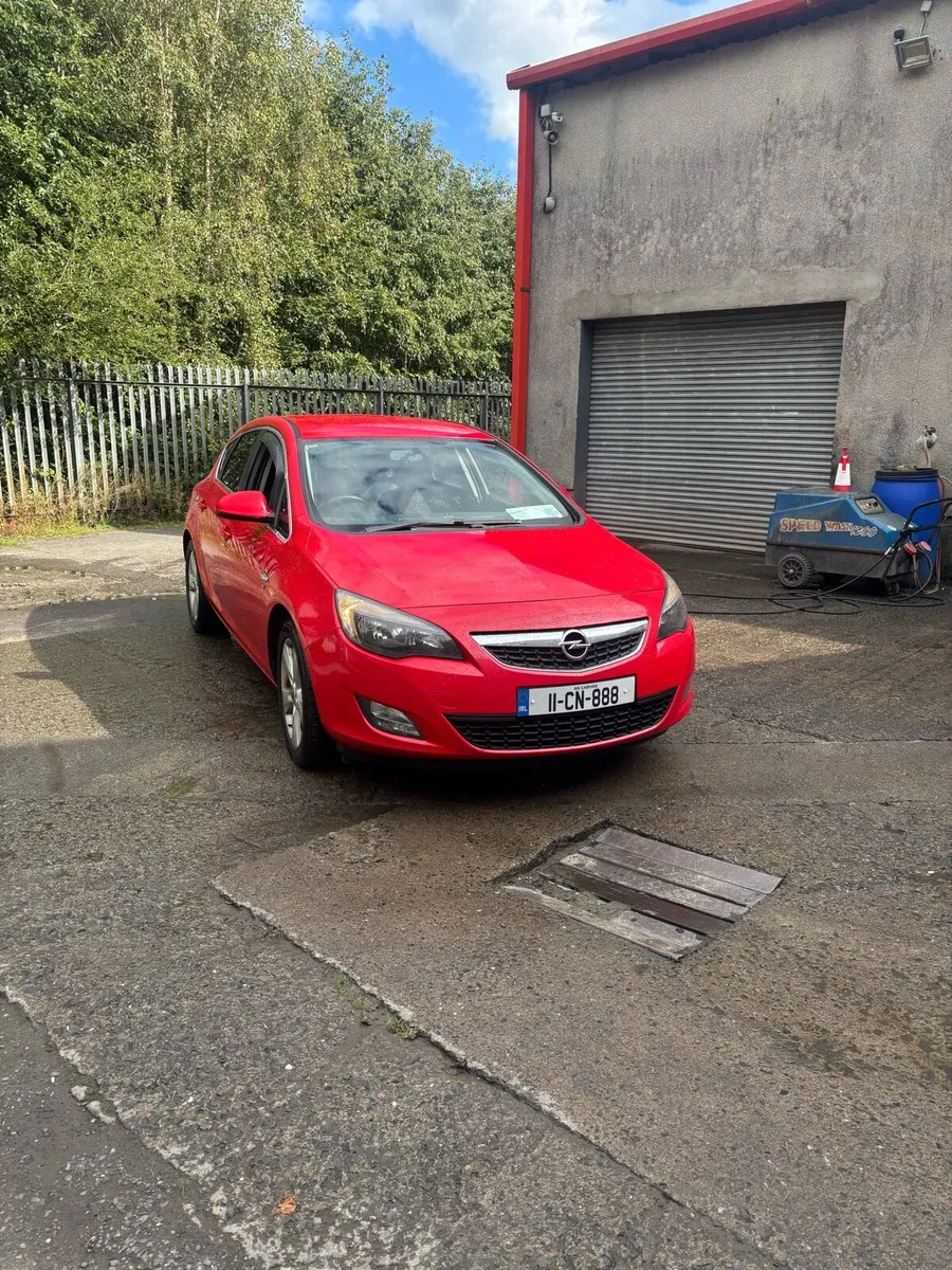 Opel Astra SRI 1.7diesel NEW NCT 07/2026 - Image 2