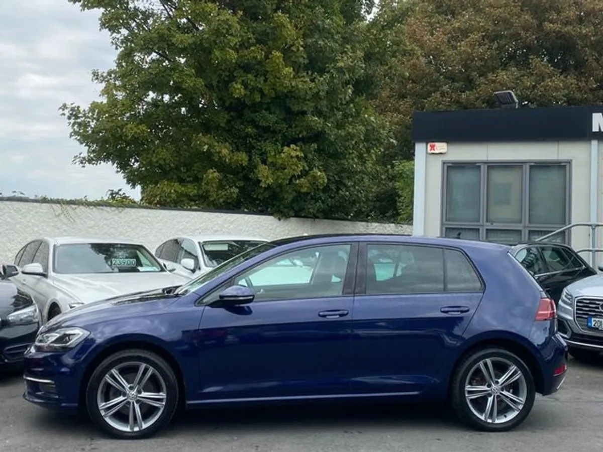 Volkswagen Golf Highline  meister  Auto 1.4tsi - Image 4