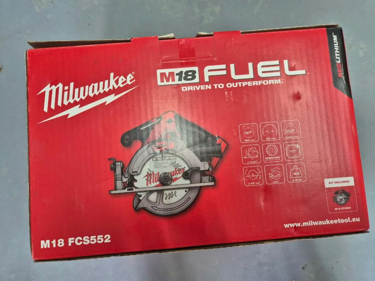 Milwaukee M18FCS552 FUEL Gen2 165mm Circular Saw B - Image 1