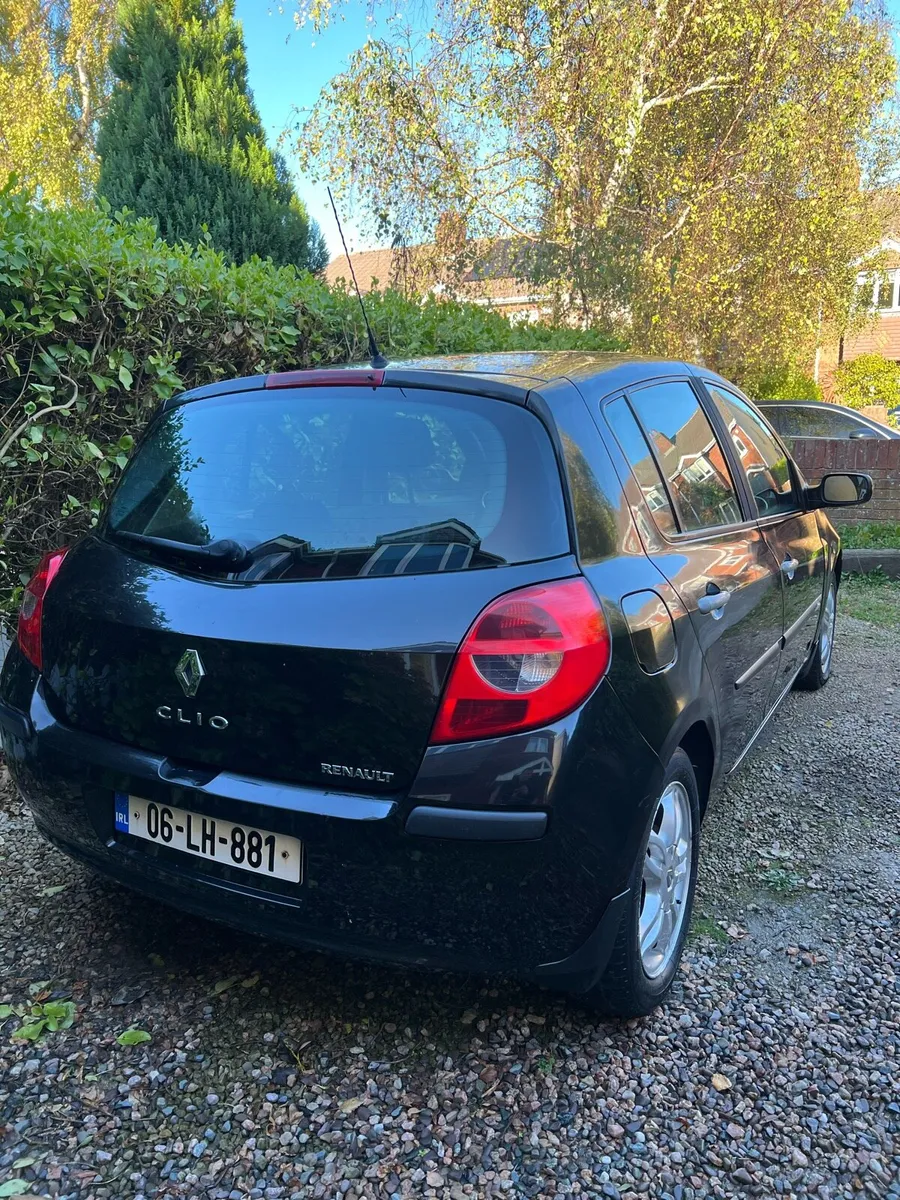 Renault Clio - Image 4