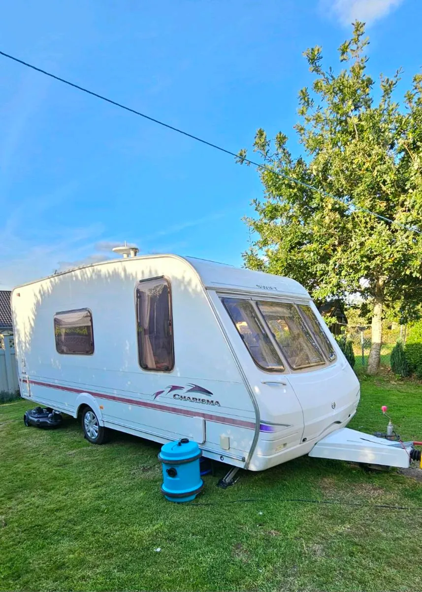 4/5 berth Caravan for sale - Image 3