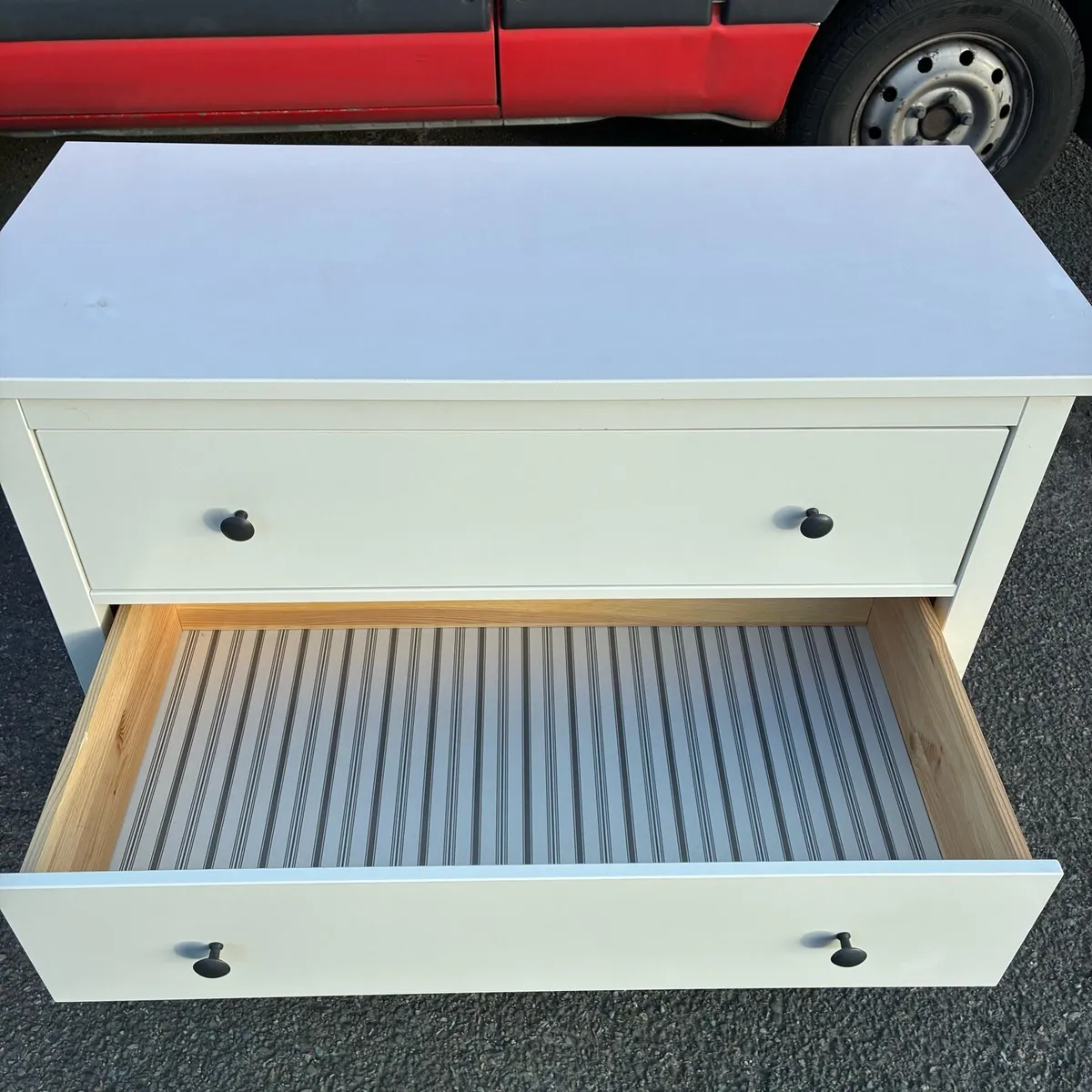 White Chest of Drawers - Image 4
