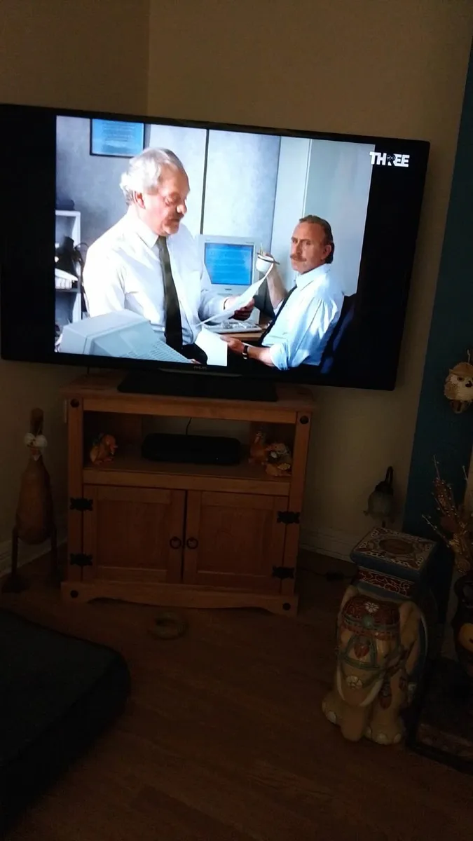 55" TV