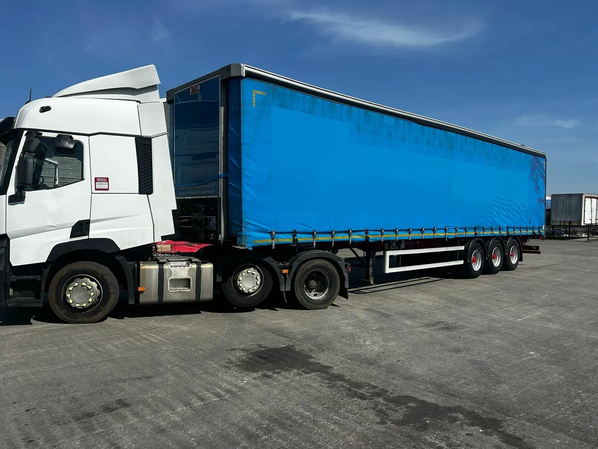 2015 SDC Curtainside - Image 3