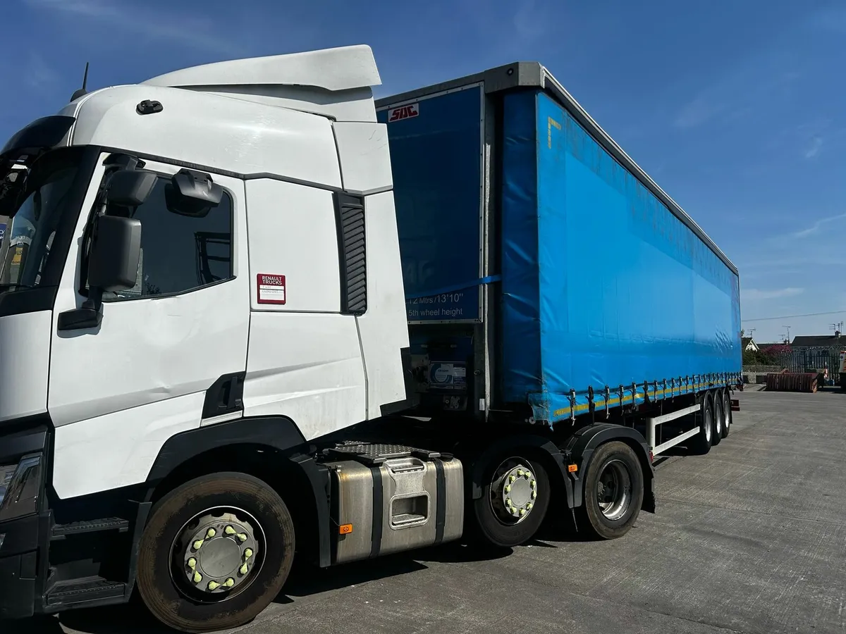 2015 SDC Curtainside - Image 4