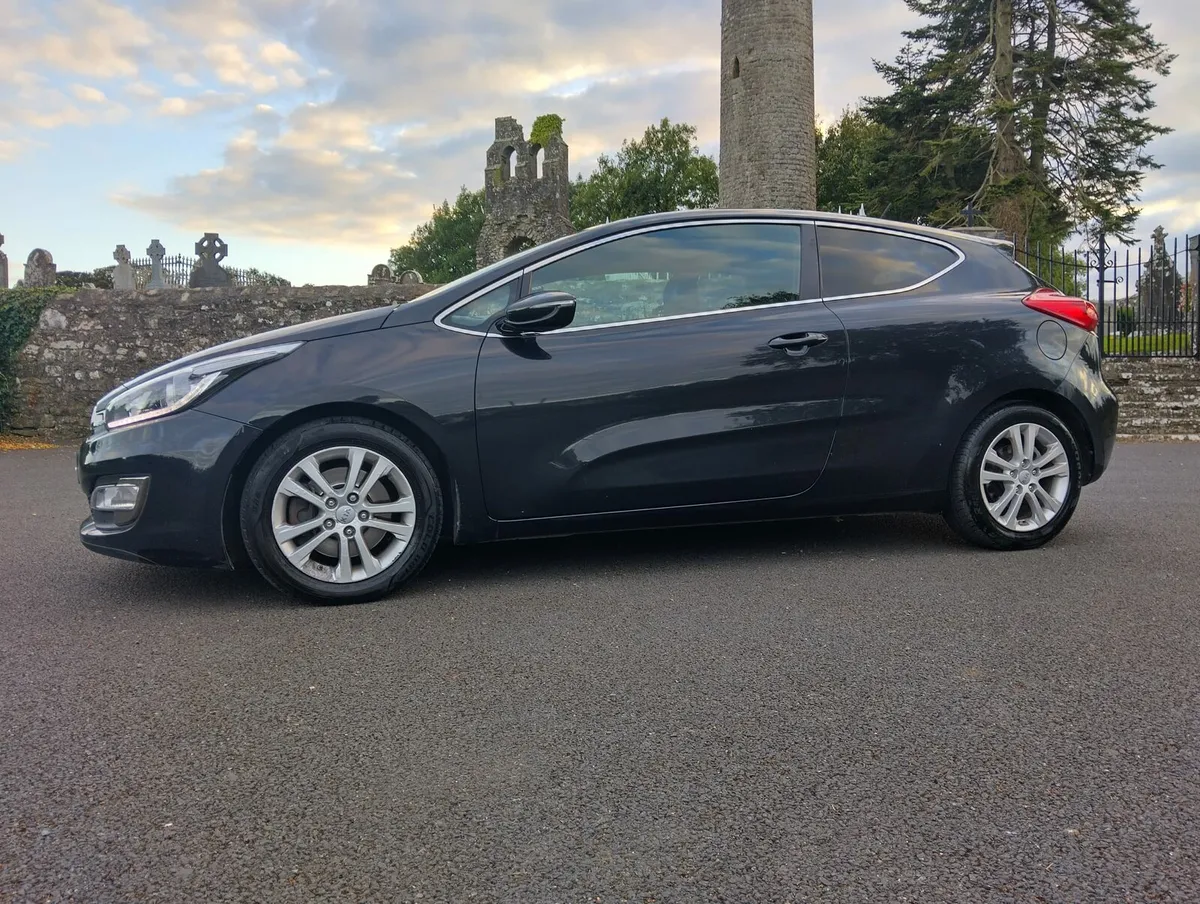 2014 Kia Pro-Ceed S-GDI Coupe. NCT & Tax 26 - Image 2