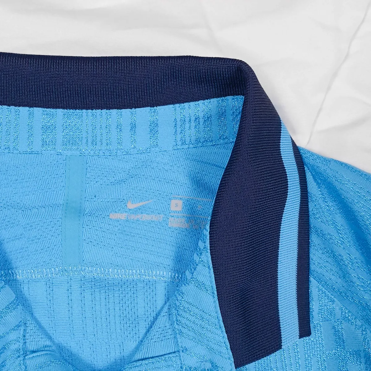 Nike Tottenham Hotspur 19 20 Mens Football Shirt S - Image 2