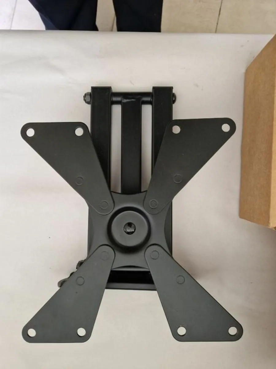 Perlegear Full Motion Led-LCD TV Wall MountBracket - Image 3