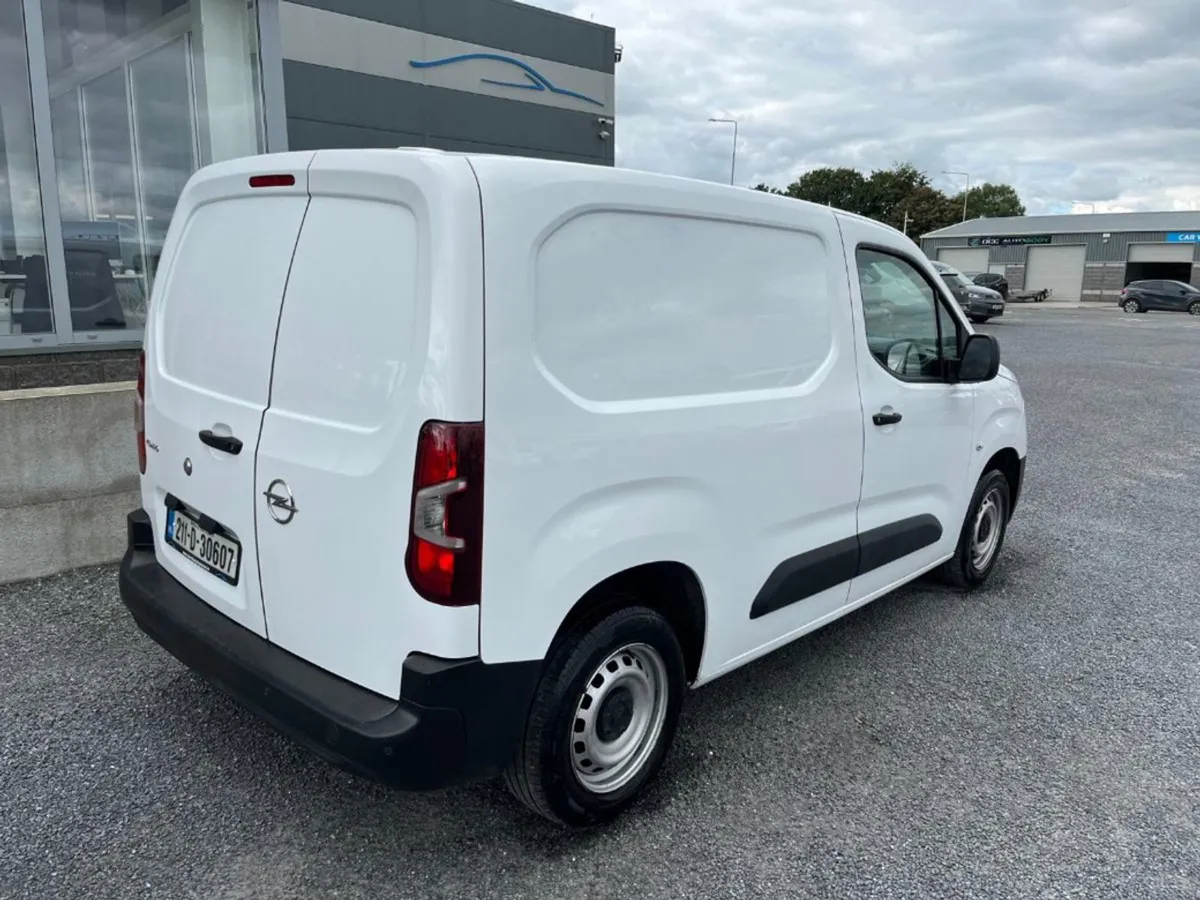 Opel Combo L1h1-1.5 75ps-diesel-5 SP 5DR - Image 3