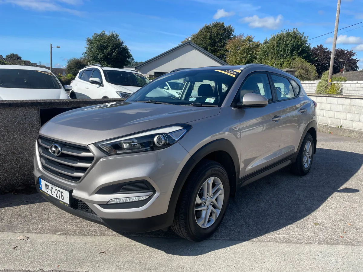 Hyundai Tucson petrol - Image 1