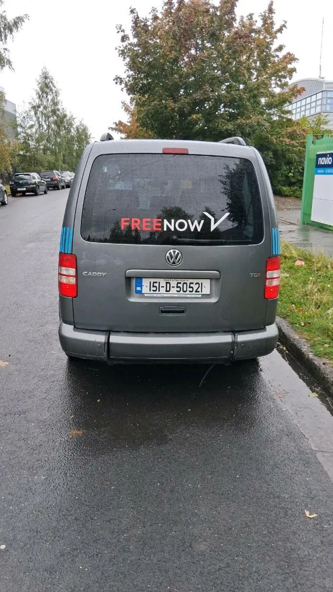 Taxi - Image 3