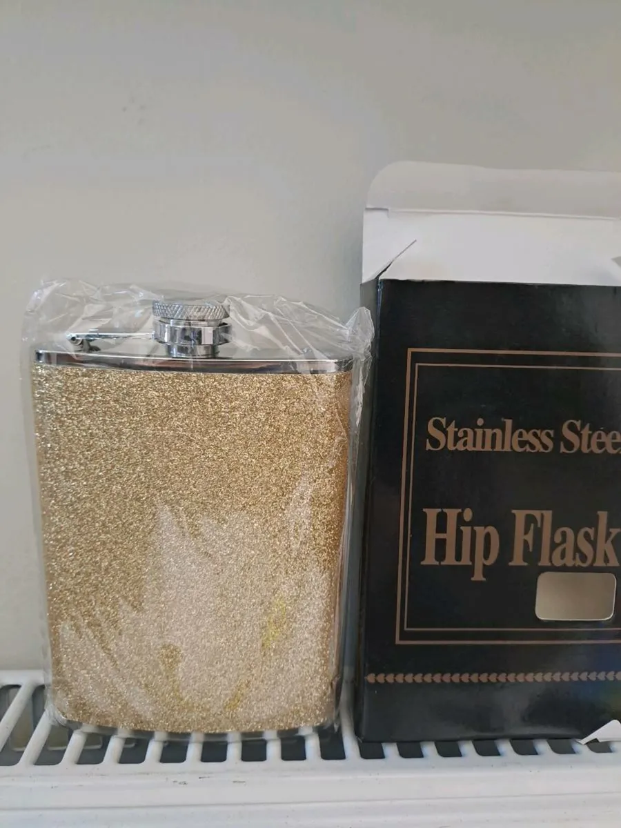Gold glitter hip flask - Image 1