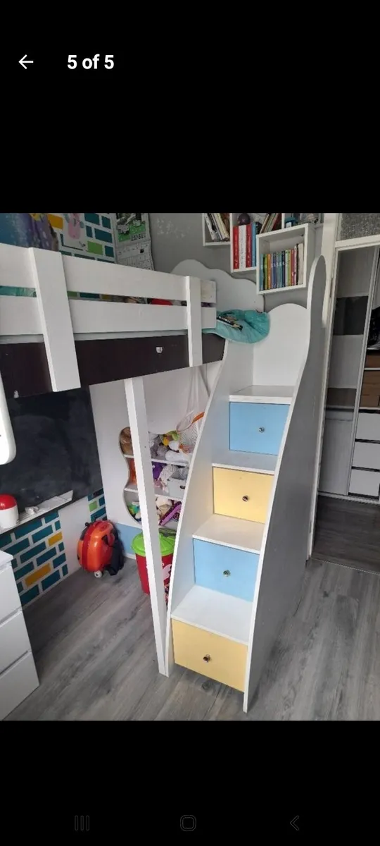 Kids bunk bed - Image 1