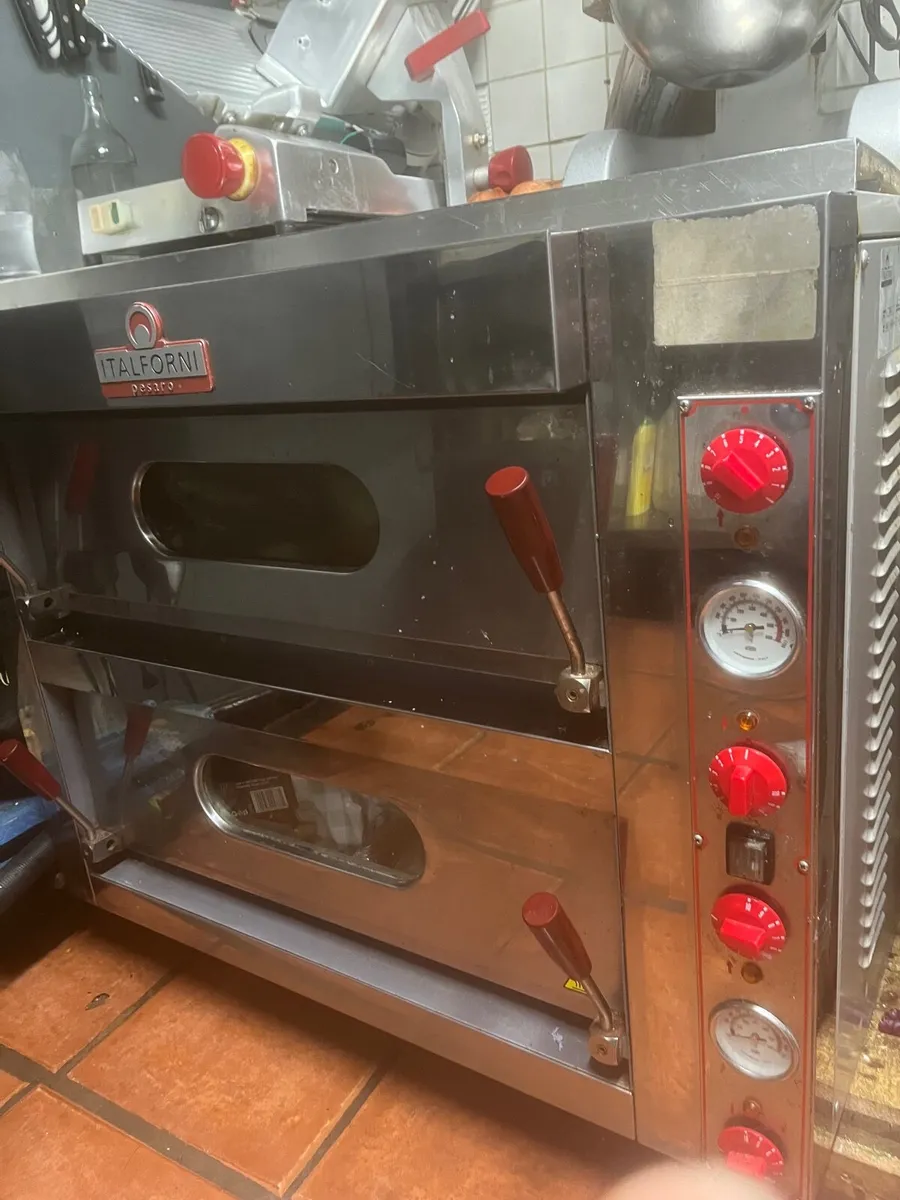 Pizza oven - Image 1