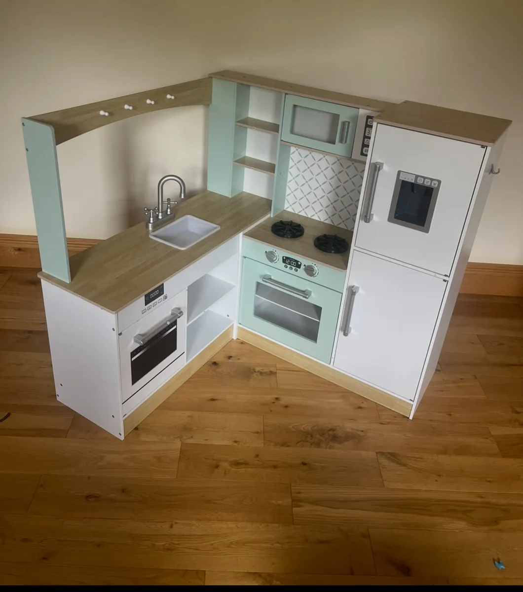 Wooden Kitchen - Image 2