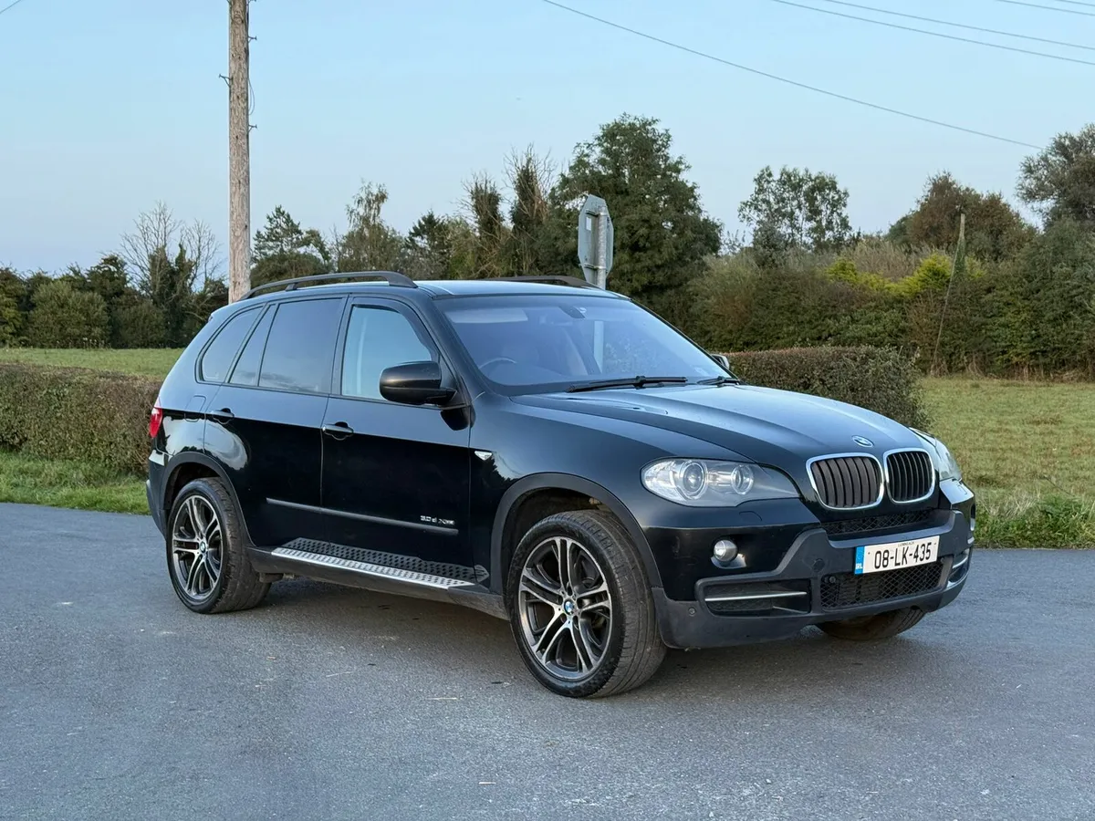 Bmw x5 crewcab €333 7 seater - Image 2