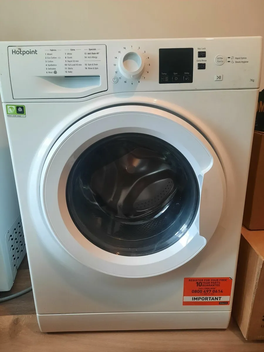 Washing machine - Image 1