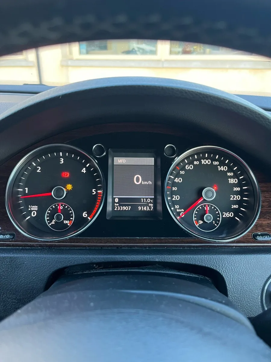 Volkswagen Passat 1.6 diesel - Image 2