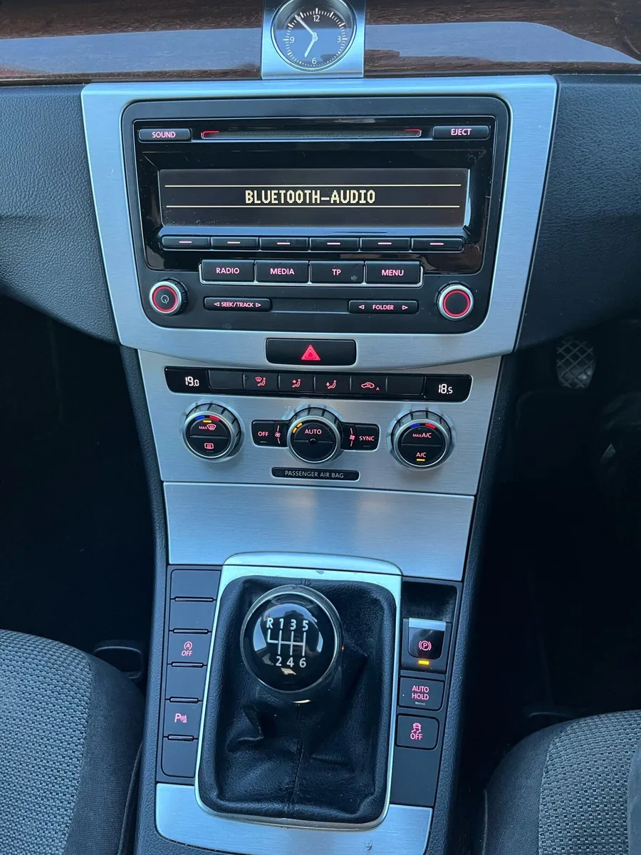Volkswagen Passat 1.6 diesel - Image 3