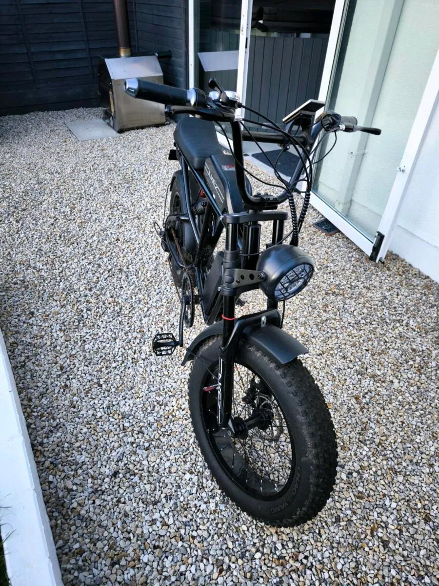Electric bike Akez S2 dual battery. Low milage!! - Image 2