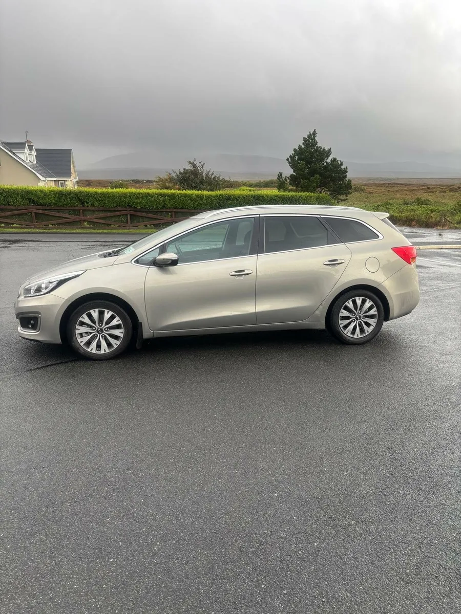 Kia Ceed - Image 4