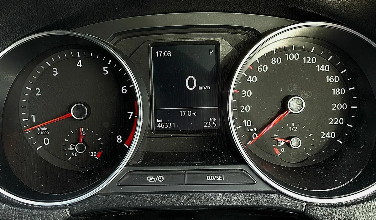 Volkswagen Polo 2017(172)High Spec Only 46000km - Image 4