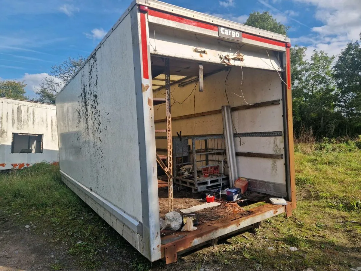 Free to take away 20ft truck body/ container - Image 1