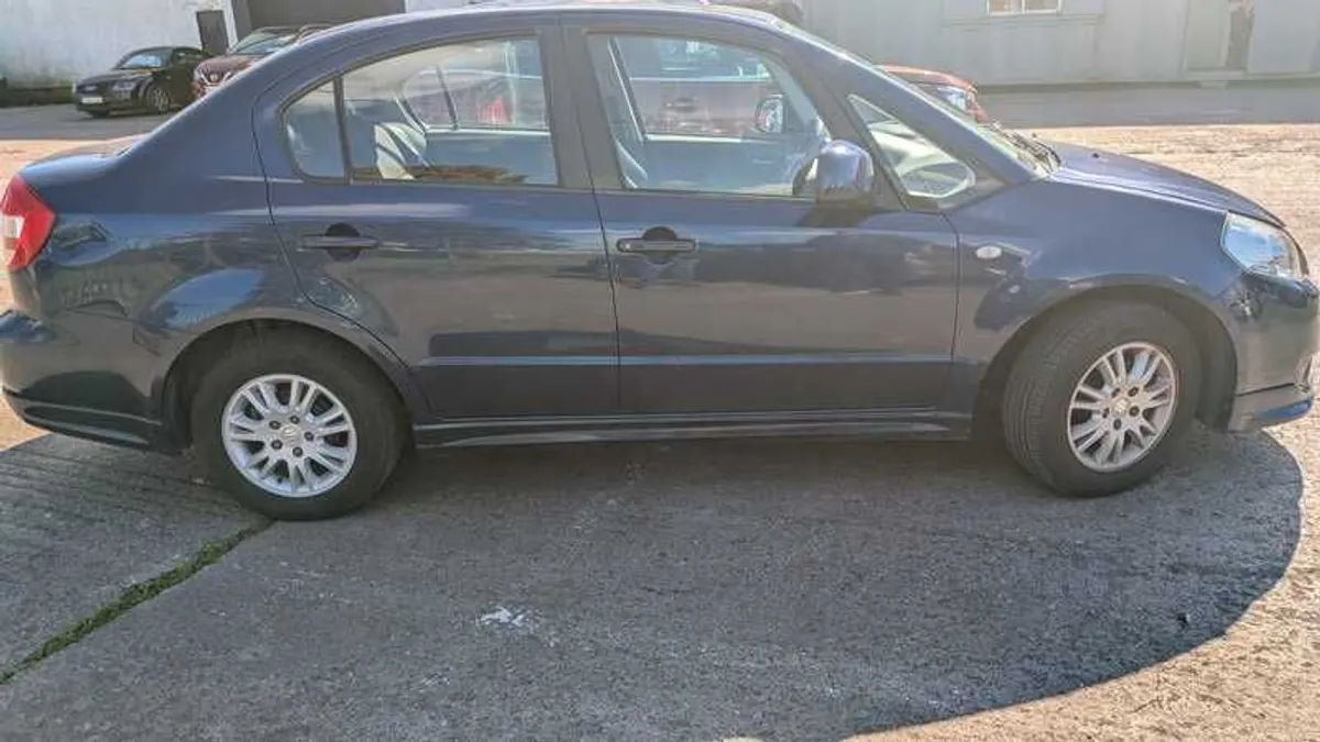 2009 Suzuki SX4 - Image 4