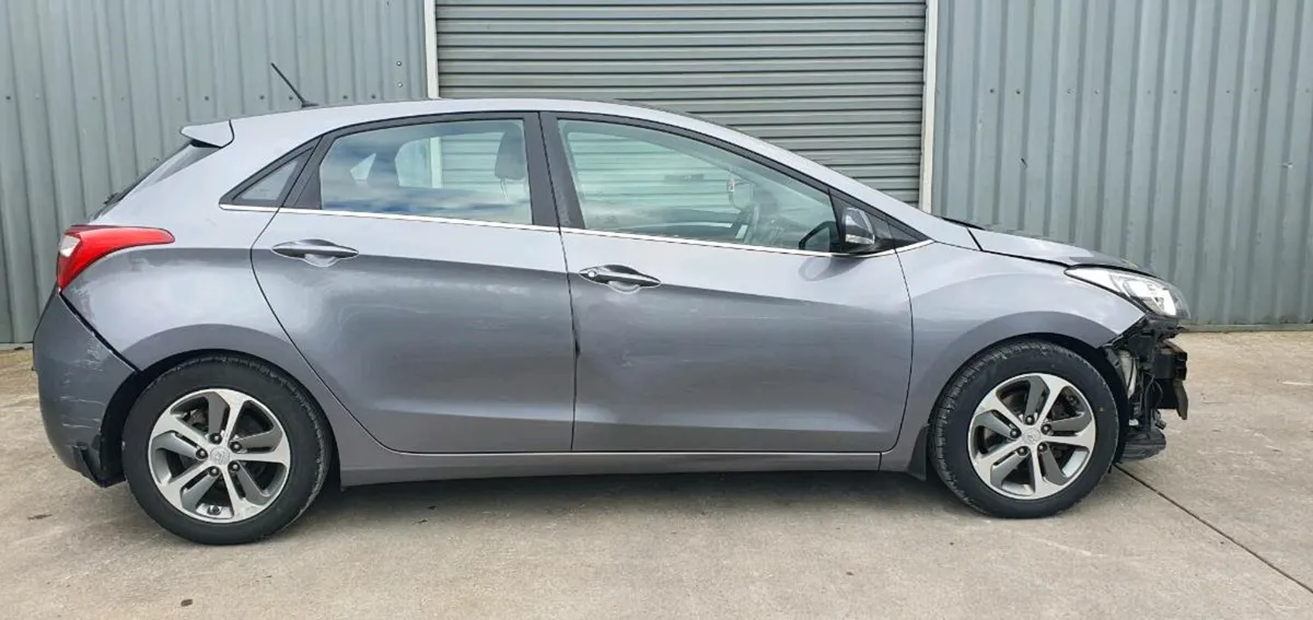 151 HYUNDAI I30 DIESEL - Image 4