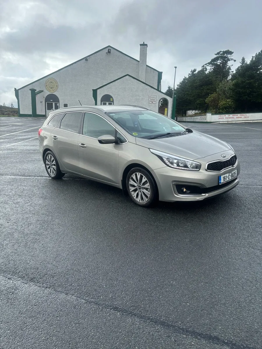 Kia Ceed - Image 1