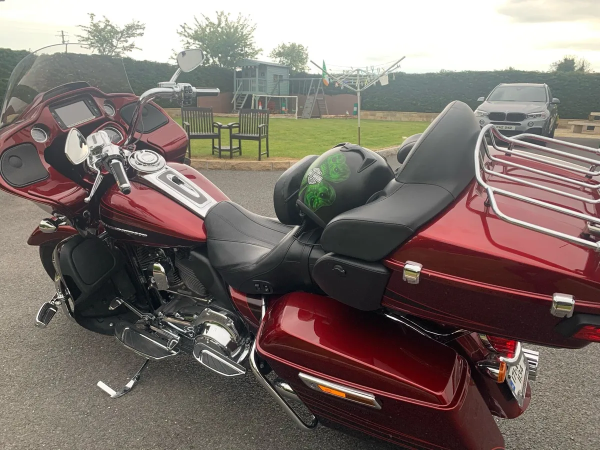 2017 Road Glide Ultra - Image 3