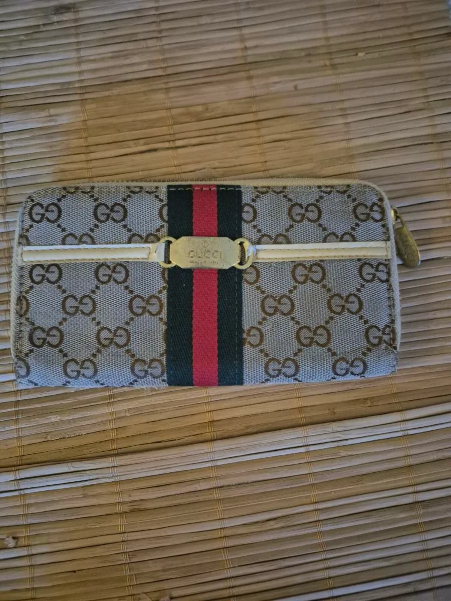 Gucci wallet - Image 1
