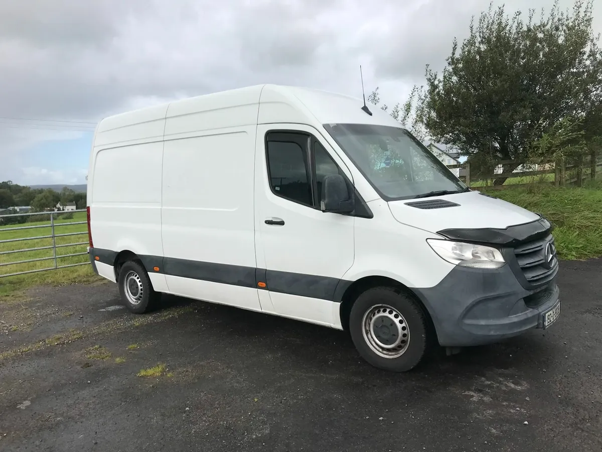 Mercedes-Benz Sprinter 2019 - Image 2