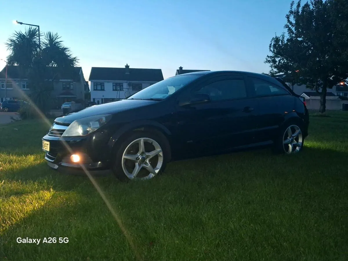IMMACULATE 2006 OPEL ASTRA GTCSRI AUTOMATIC €2,650 - Image 4