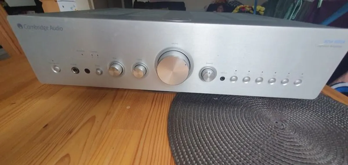 Cambrige Audio Azur 651A- Integrated Stereo Amplifier- Excellent Condition - Image 2