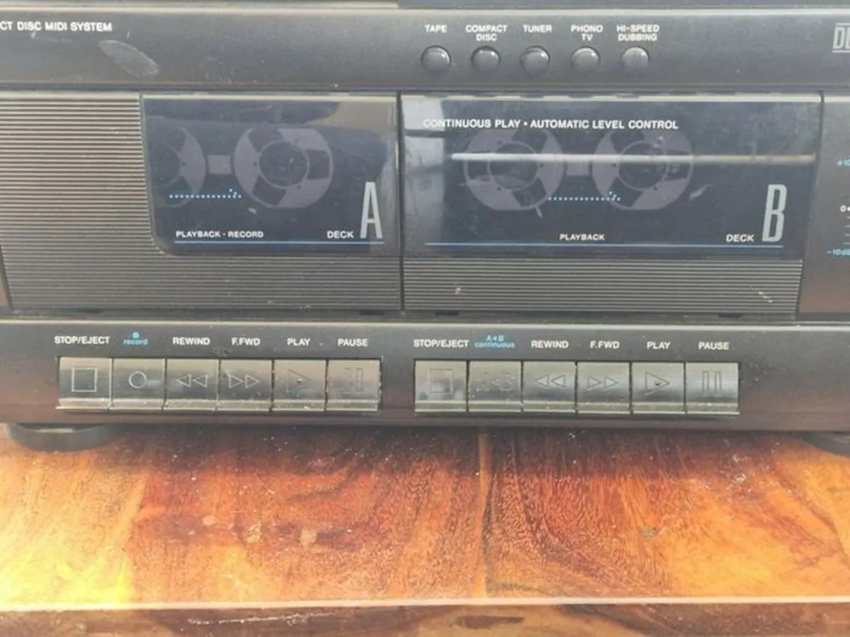 Philips FCD 19530 HIFI Stereo Music Centre - Image 3