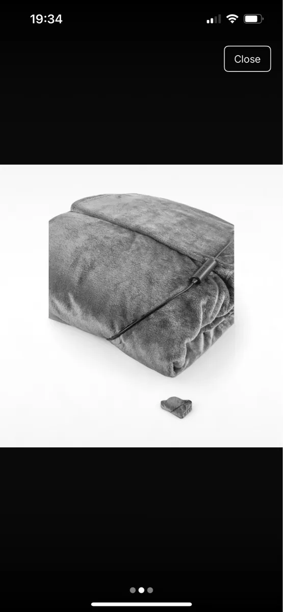 Carmen Heated Wearable Blanket-New-Used once - Image 2