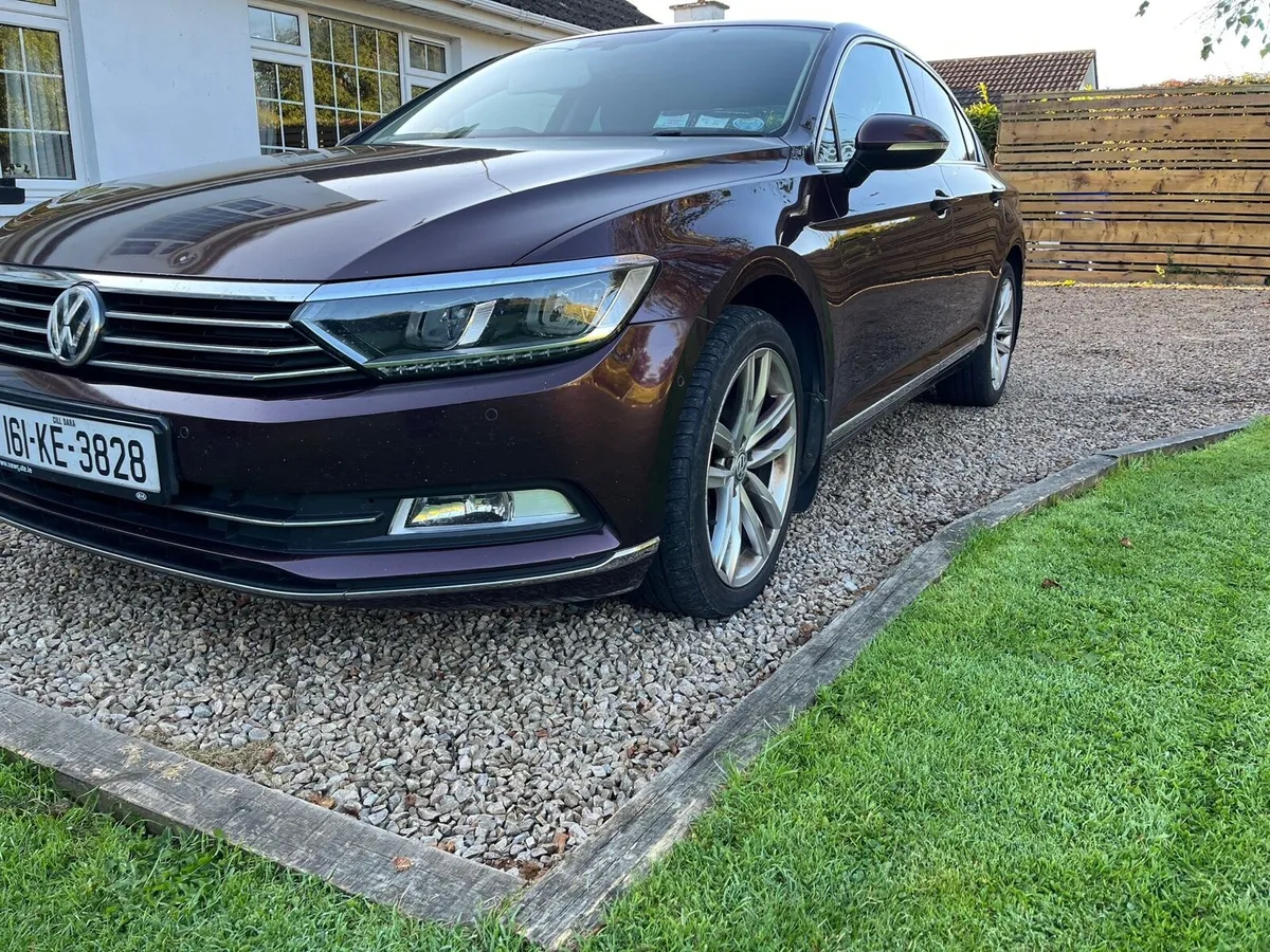 2016 Passat Highline - Image 2