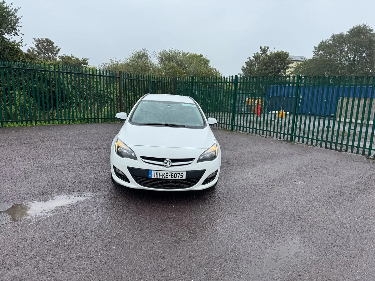 2015 Astra New Turbo Low kms - Image 3
