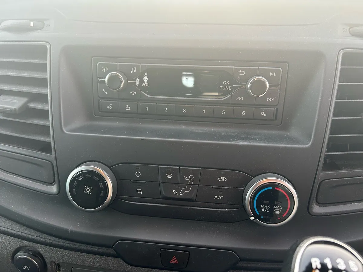 Crew cab - Image 4