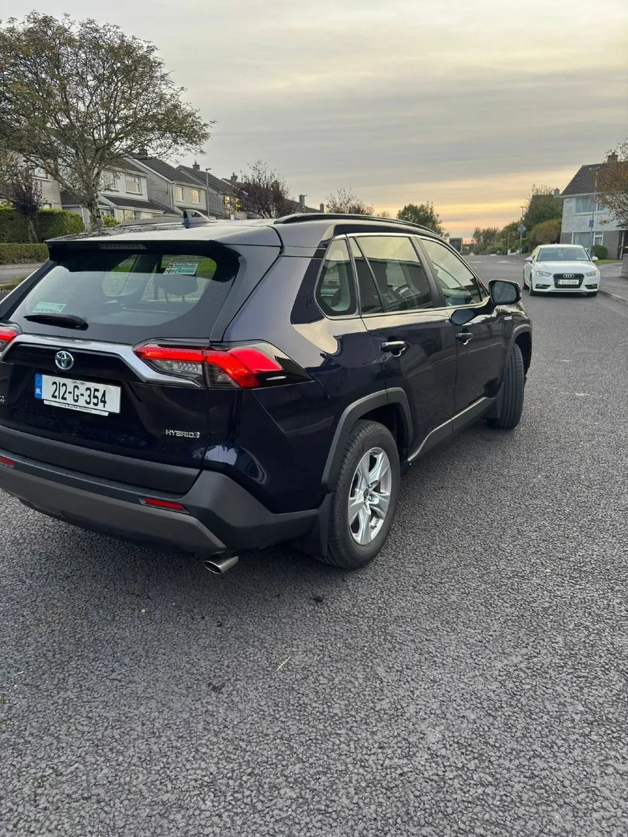 Toyota RAV4 2021 - Image 3