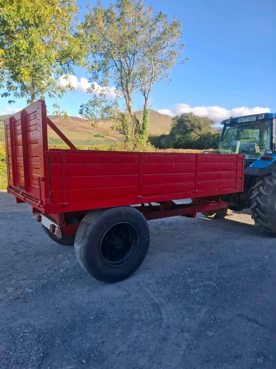 Tipping trailer - Image 1