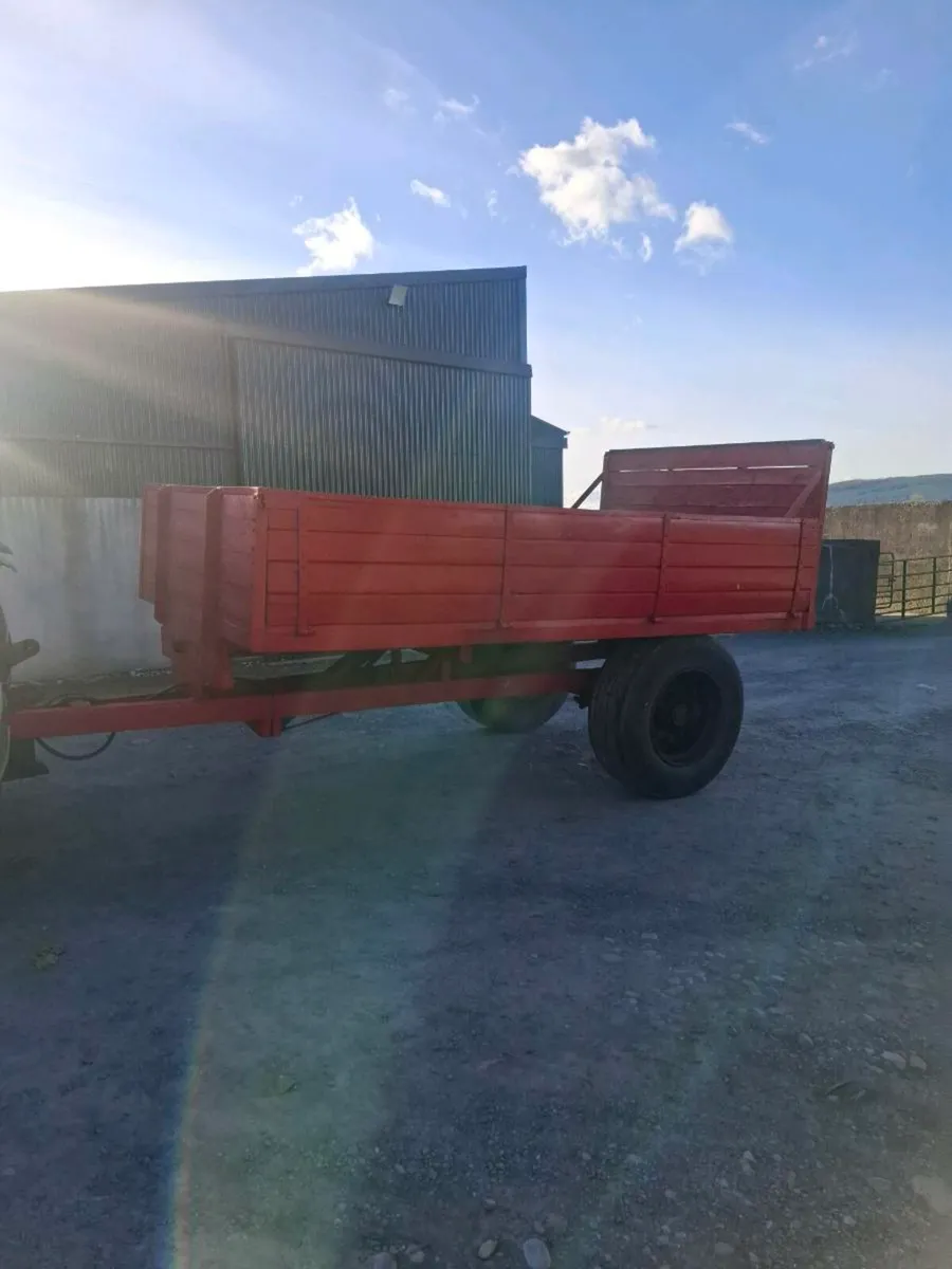 Tipping trailer - Image 2